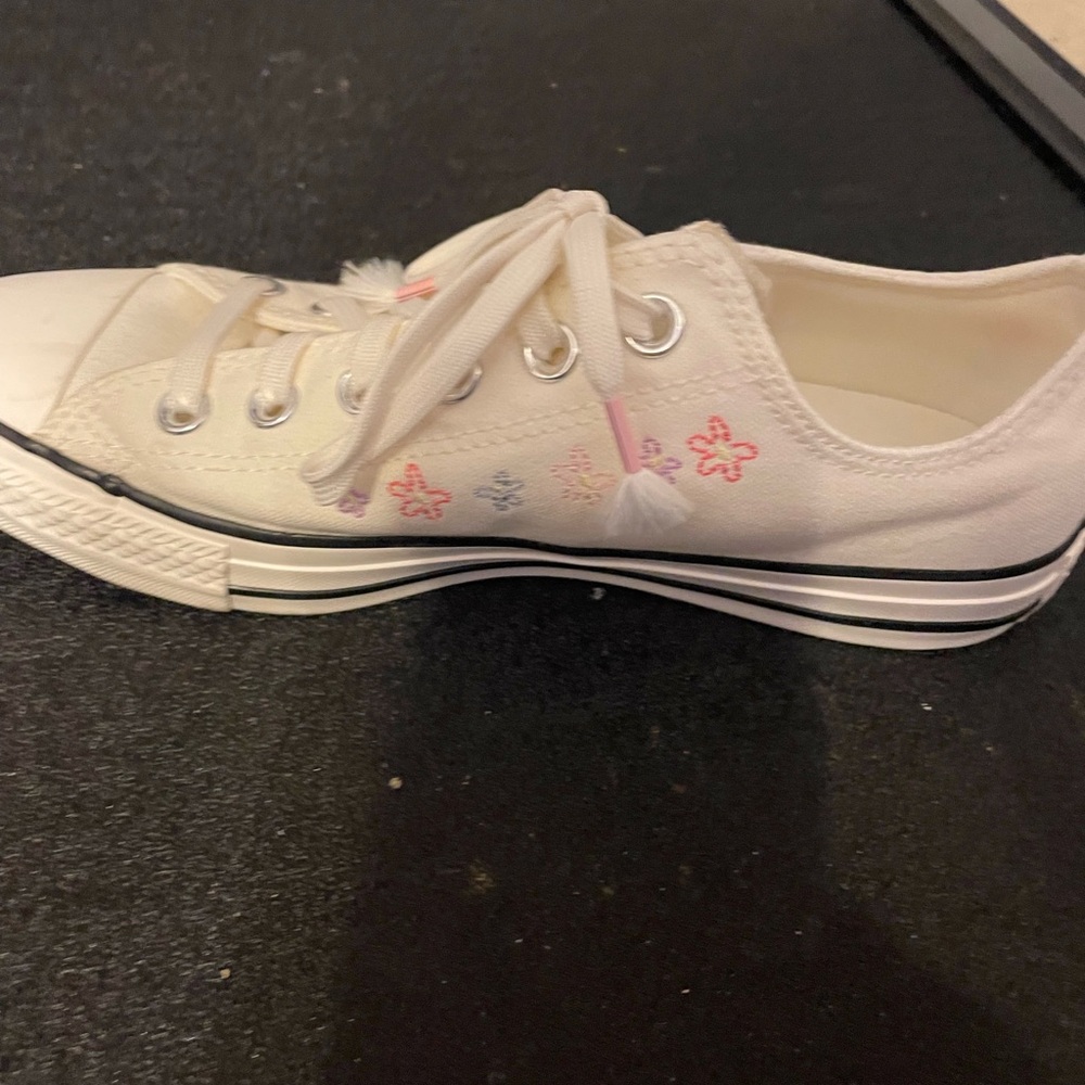 Converse Chuck Taylor’s All Star White Canvas Sneakers with Embroidered Floral